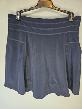Athleta All Day Skort Navy Blue Size 6 Side Zip Pocket Active Skirt